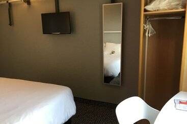 Отель Ibis Abbeville