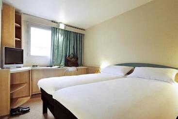 هتل Ibis Amboise