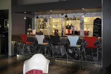 هتل Ibis Amboise