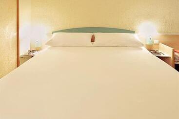 هتل Ibis Amboise