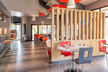 هتل Ibis Amboise