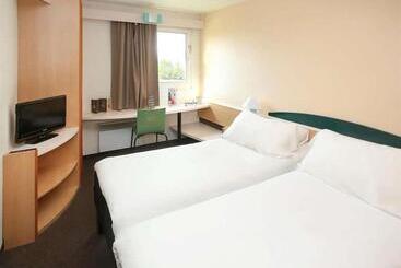 هتل Ibis Auxerre Sud