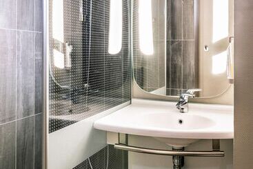 هتل Ibis Bourg En Bresse