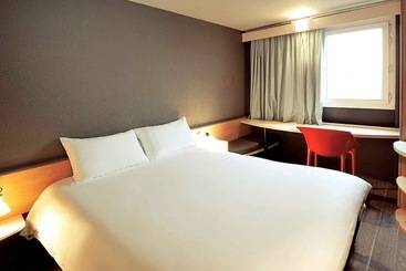 هتل Ibis Chambéry