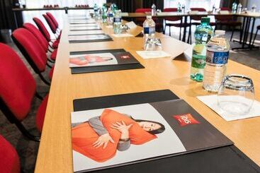 هتل Ibis Châteauthierry