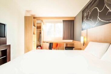 Ibis Châtellerault - Chatellerault