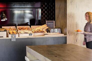 هتل Ibis Clermontferrand Montferrand