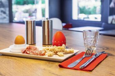 هتل Ibis Mulhouse Ile Napoleon