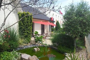 B&b Hotel Niort Sud Venise Verte