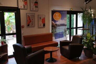 B&b Hotel Niort Sud Venise Verte