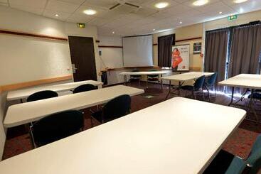 B&b Hotel Niort Sud Venise Verte