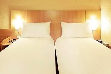 هتل Ibis Rambouillet