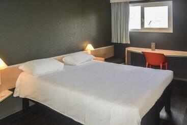 هتل Ibis Rennes Beaulieu