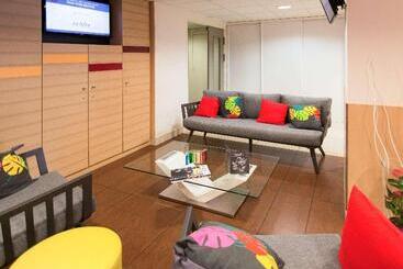 هتل Ibis Rennes Beaulieu