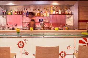 هتل Ibis Rennes Beaulieu
