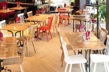 ホテル Ibis Saint Etienne  La Terrasse