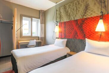 ホテル Ibis Saint Etienne  La Terrasse