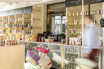هتل Ibis Valence Sud
