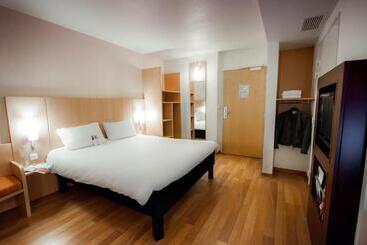 هتل Ibis Vannes