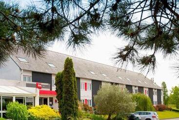 هتل Ibis Vannes