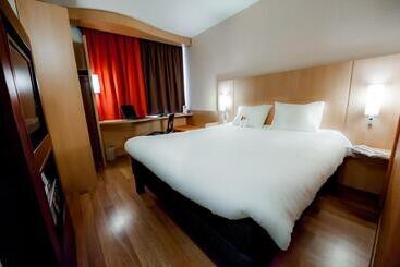 هتل Ibis Vannes