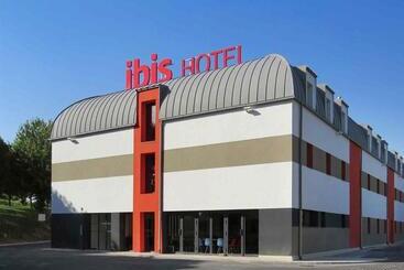 هتل Kyriad Direct Soissons