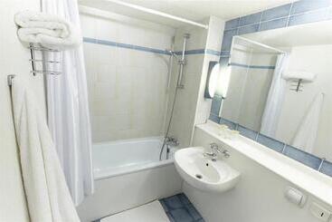 هتل Kyriad Direct Soissons