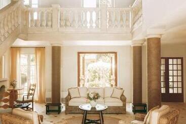 هتل La Bastide De Saint Tropez