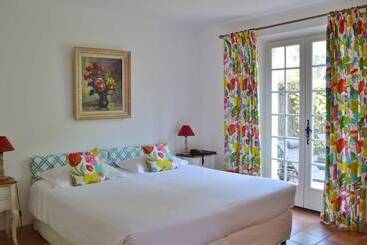 هتل La Ferme D Augustin
