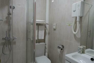 هتل Logis Hôtel Emeraude