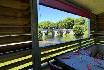 هتل Logis Hôtel Emeraude