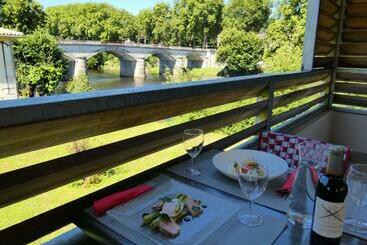 هتل Logis Hôtel Emeraude