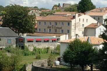 هتل Logis Hôtel Emeraude