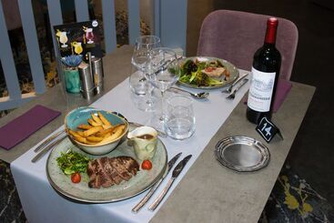 هتل Logis Le Clos Deauville Saint Gatien