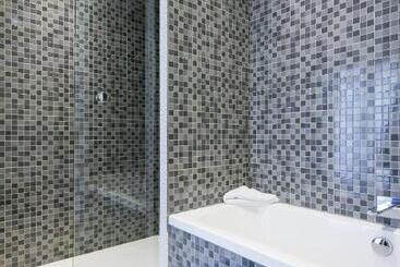 هتل Nice Excelsior Centre Ville By Happyculture