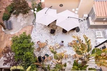 هتل Nice Excelsior Centre Ville By Happyculture