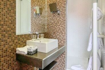 هتل Nice Excelsior Centre Ville By Happyculture