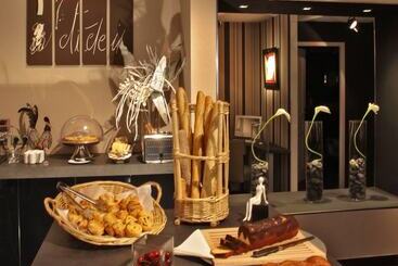 هتل Plaza Madeleine & Spa
