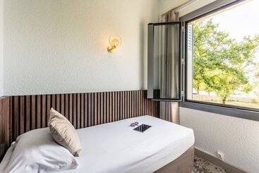 هتل Relais Amadourien