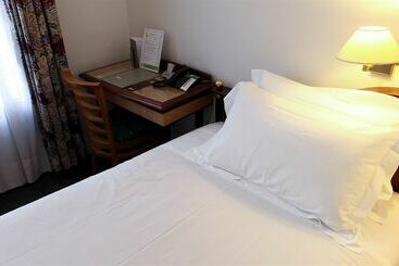 B4 Grand Hotel Lyon