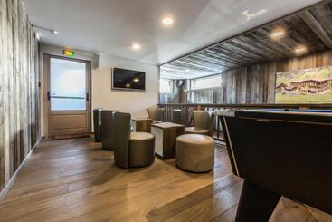 Chalet Hotel Crychar