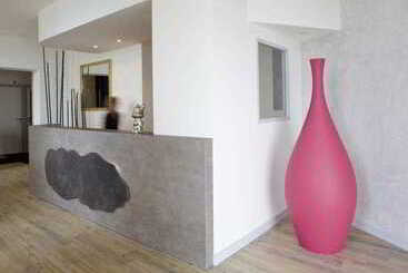 هتل & Spa Les Roches Noires