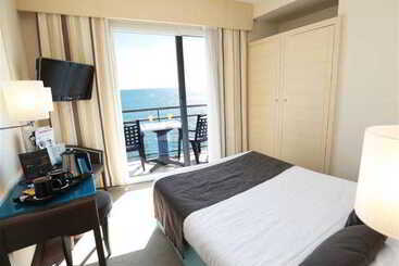 هتل & Spa Les Roches Noires