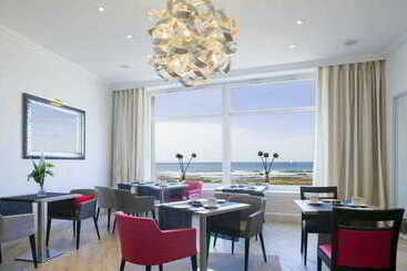 هتل & Spa Les Roches Noires