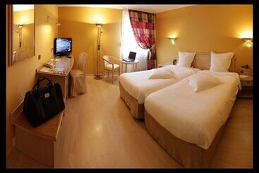 Best Western Plus La Fayette Hotel Et Spa