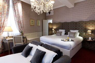 هتل & Spa Le Grand Monarque, Bw Premier Collection
