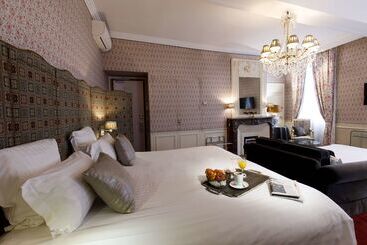 هتل & Spa Le Grand Monarque, Bw Premier Collection
