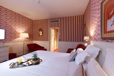 هتل & Spa Le Grand Monarque, Bw Premier Collection