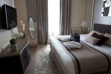هتل & Spa Le Grand Monarque, Bw Premier Collection