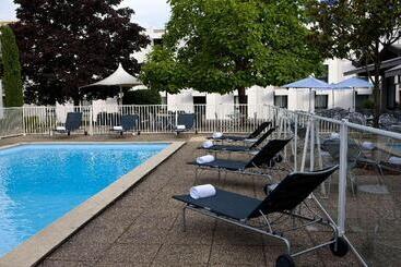 هتل Best Western Porte Du Forez